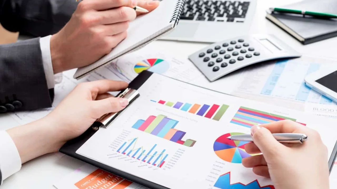 B2B pricing power signals