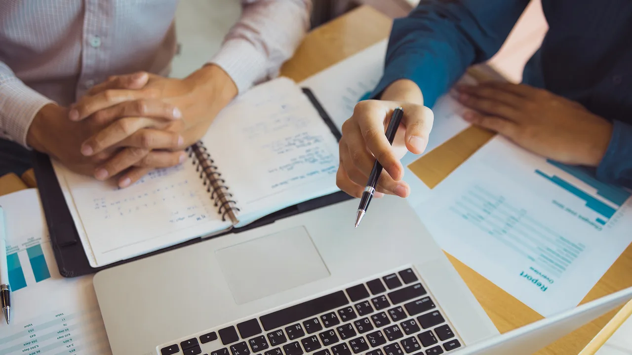 B2B project negotiation tactics