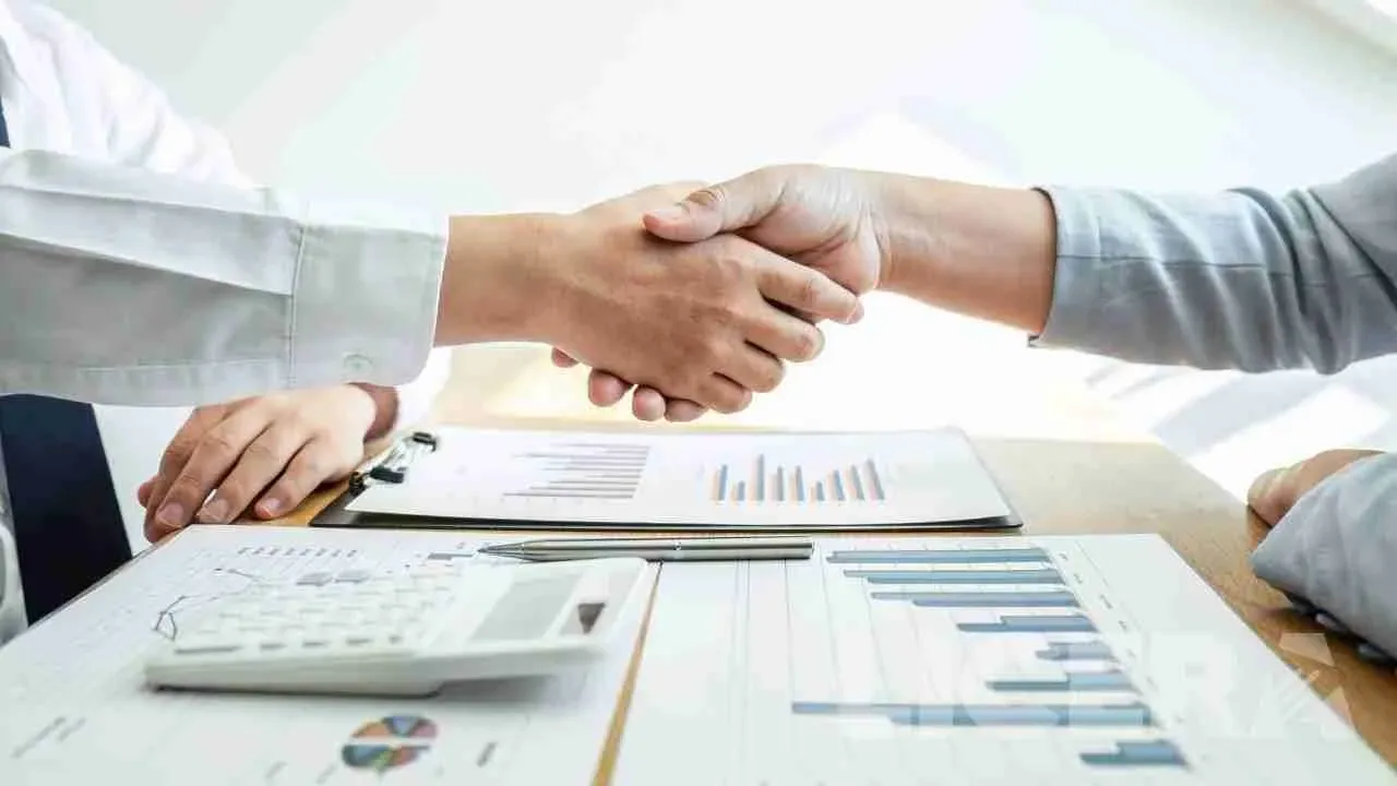 client success playbook B2B